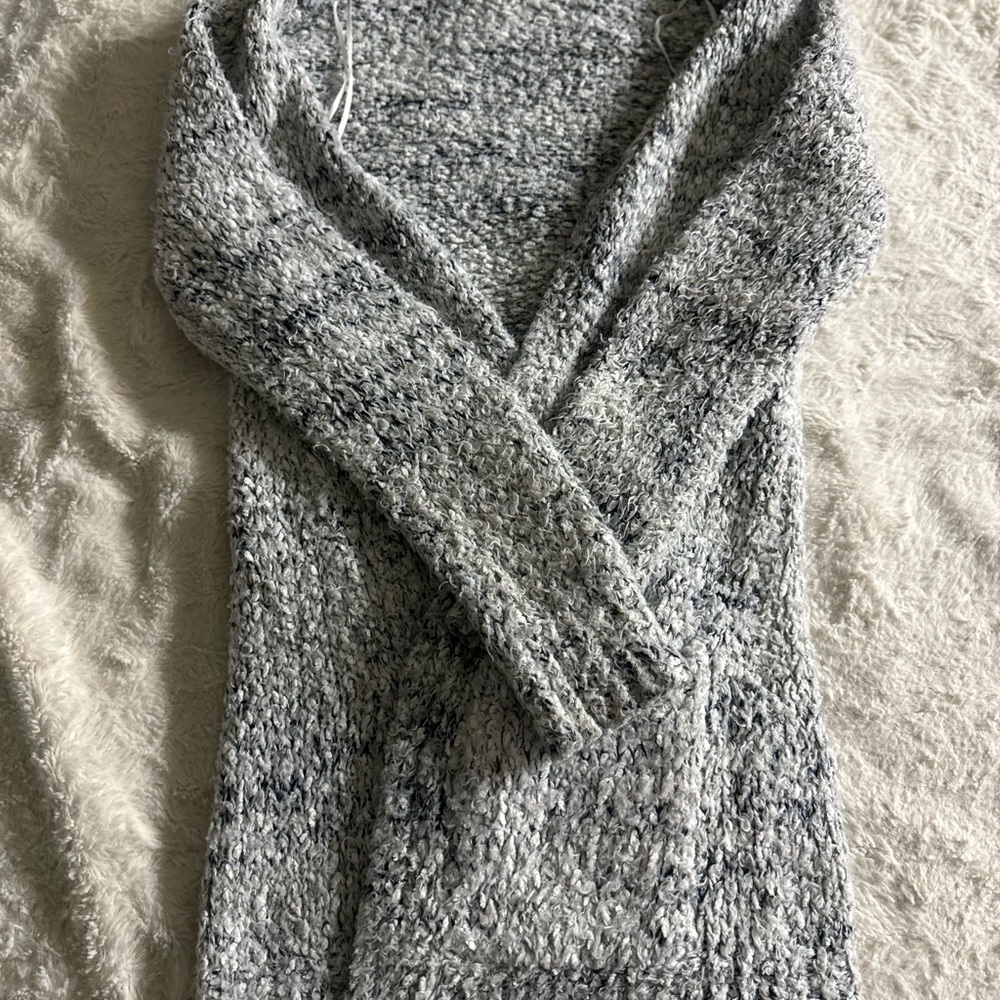 Gray Long Sleeve Cardigan with Fuzzy Texture